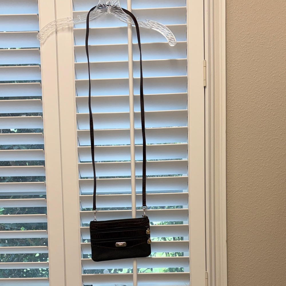 Brighton Black and Tan Crossbody Wallet/Purse - Women's Convertible Shoulder Bag